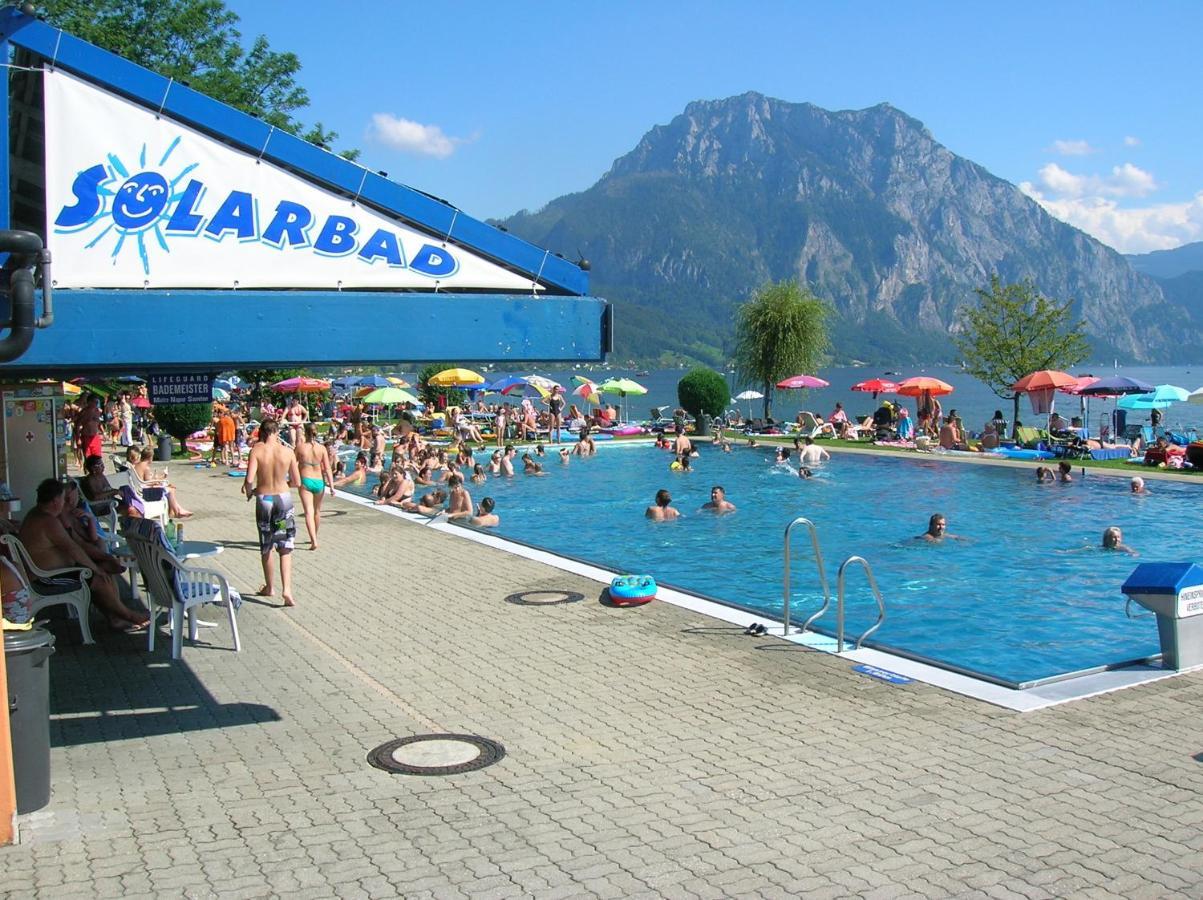Auszeit Am Traunsee Altmuenster Exterior photo